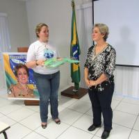 A Coordenadora Renata agradece a participação da Subtenente Tânia Guerreiro